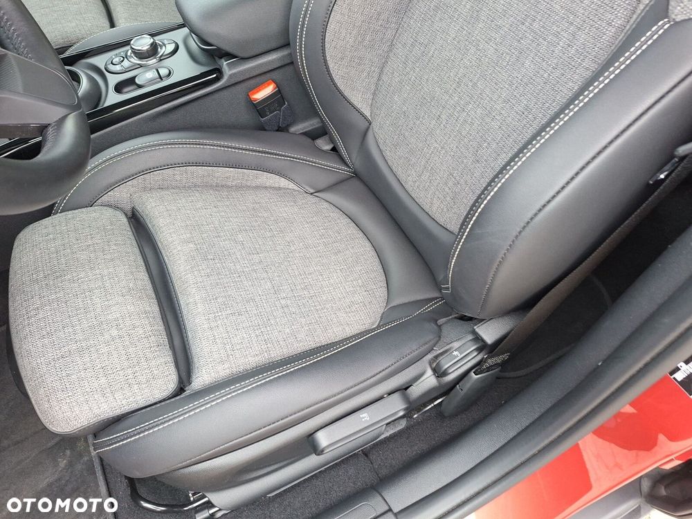 MINI Clubman Cooper - 13