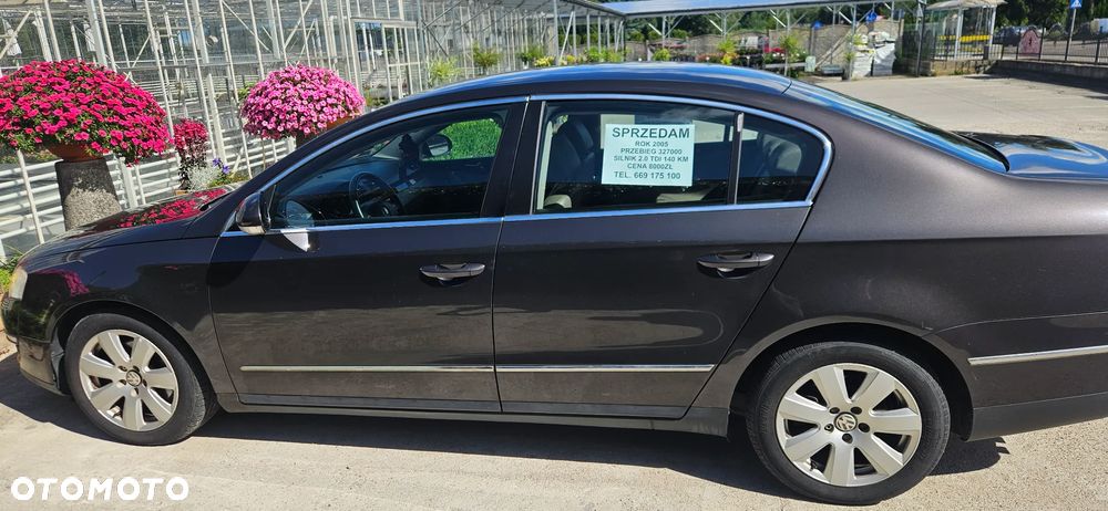 Volkswagen Passat 2.0 TDI Comfortline - 1
