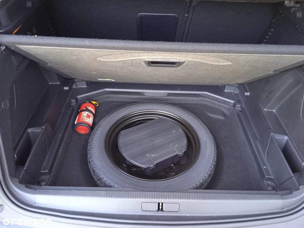 Peugeot 3008 1.2 PureTech Allure S&S - 10