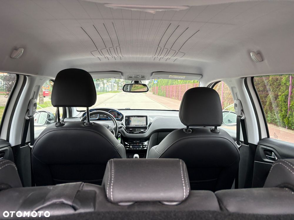 Peugeot 2008 - 24