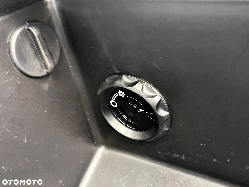 Hyundai i30 ver-1-4-classic-plus - 24