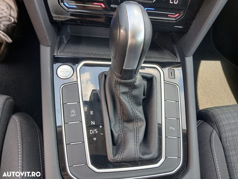 Volkswagen Passat 2.0 TDI DSG Comfortline - 21