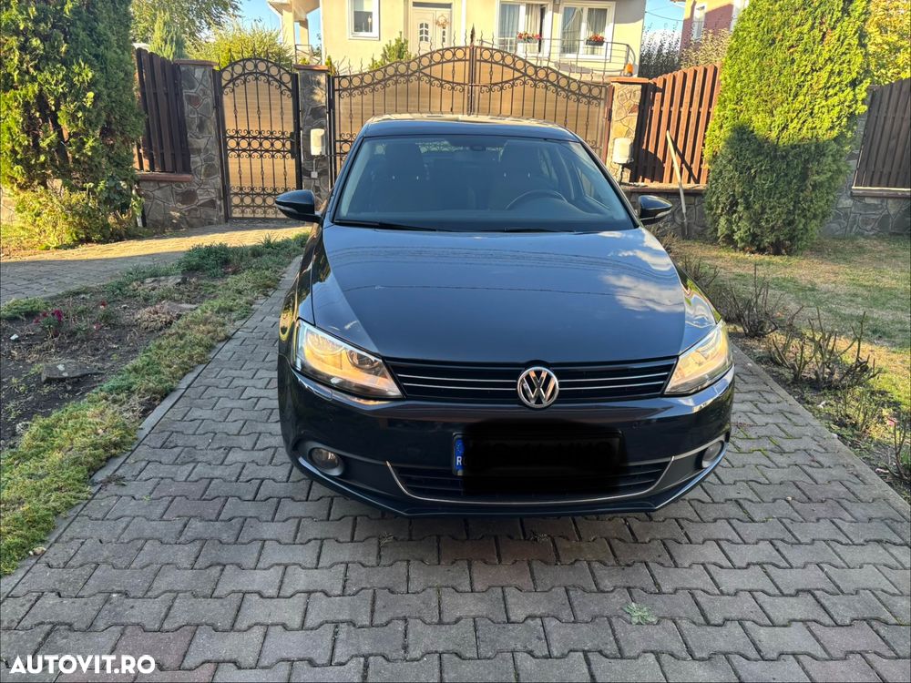 VOLKSWAGEN Jetta 2013 — imagine 2