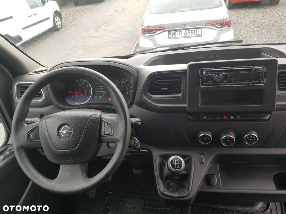Opel Movano 2.3dCi   2.3CDTI L3H2 3.5t 135KM FWD 4d master - 8