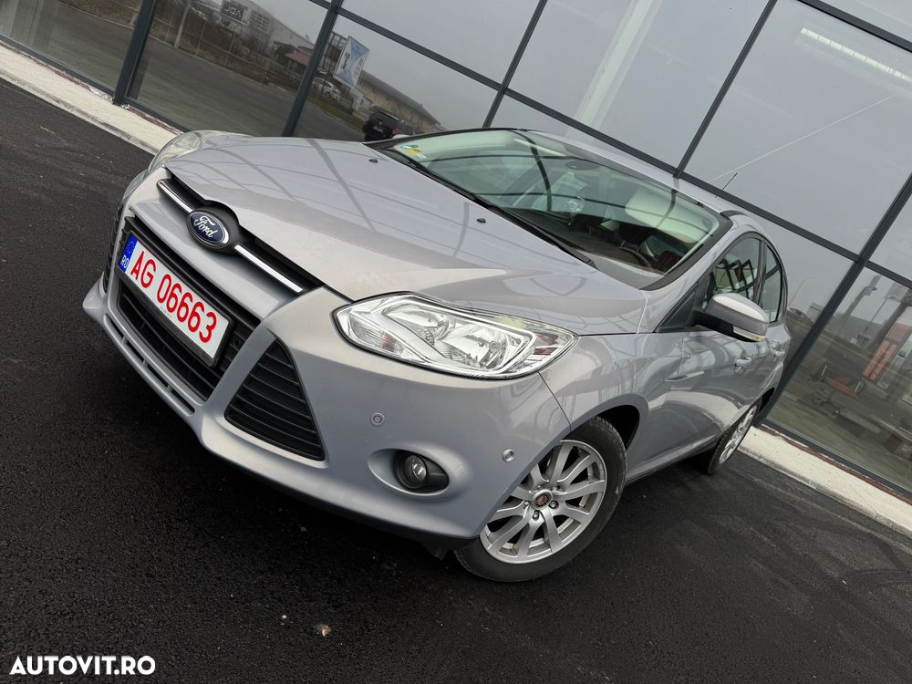 Ford Focus 1.0 EcoBoost Start-Stopp-System SYNC Edition - 11