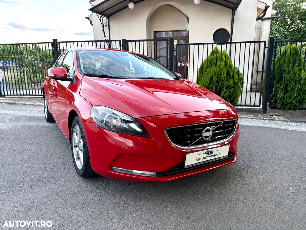 Volvo V40 T2 Momentum - 38