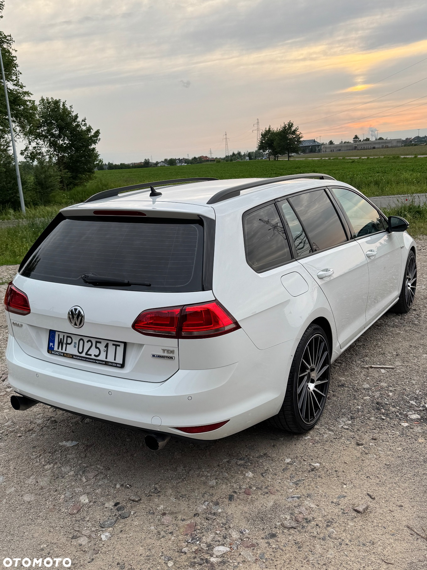 Volkswagen Golf 1.6 BlueTDI Comfortline - 6