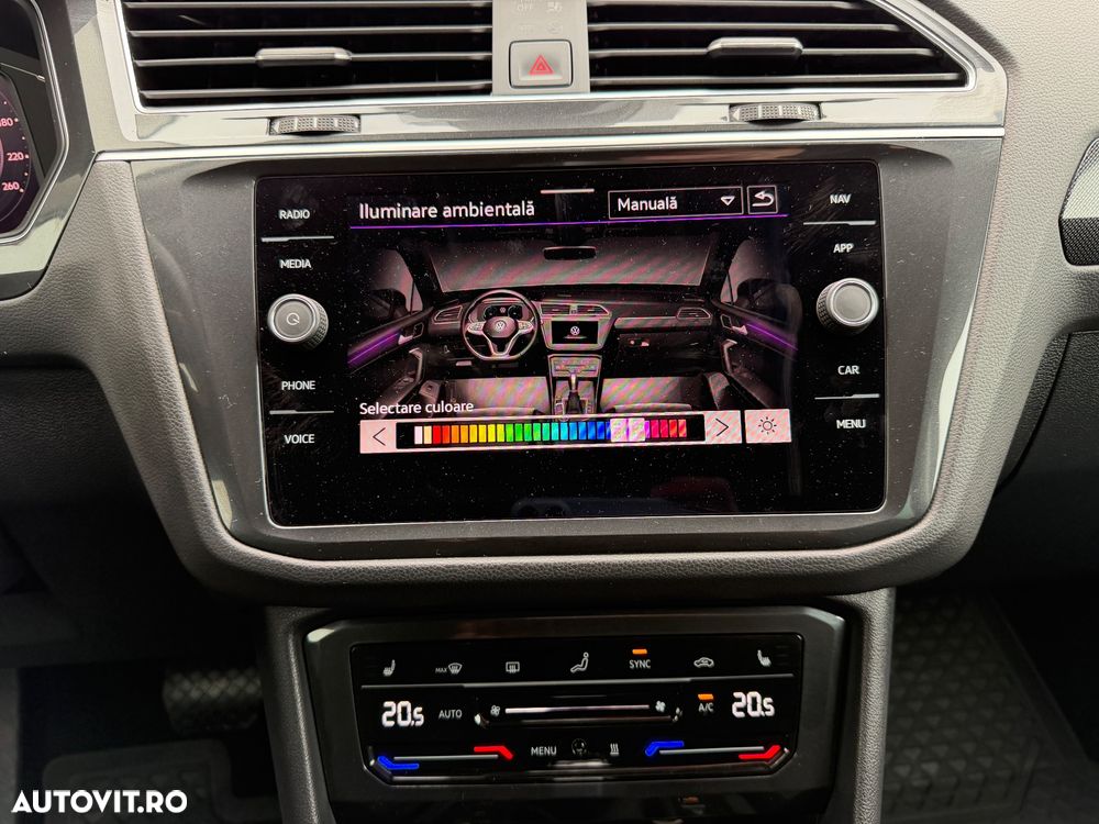 Volkswagen Tiguan 2.0 TDI 4Mot DSG Elegance - 24