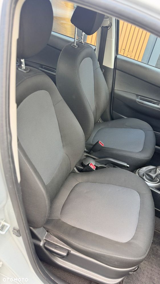Hyundai i20 1.25 Wersja Jubileuszowa - 8