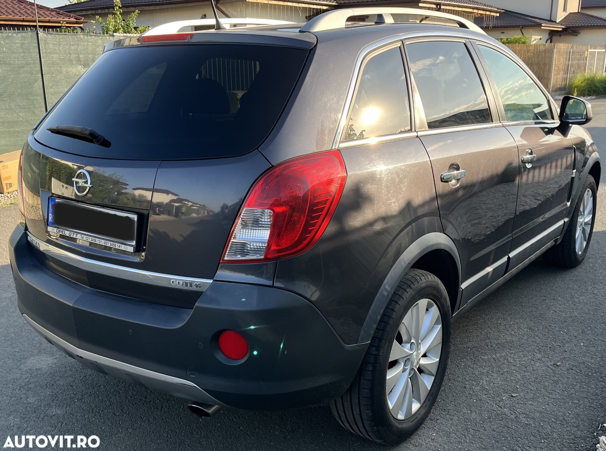 Opel Antara 2.2 ECOTEC AWD Start/Stop Cosmo - 4