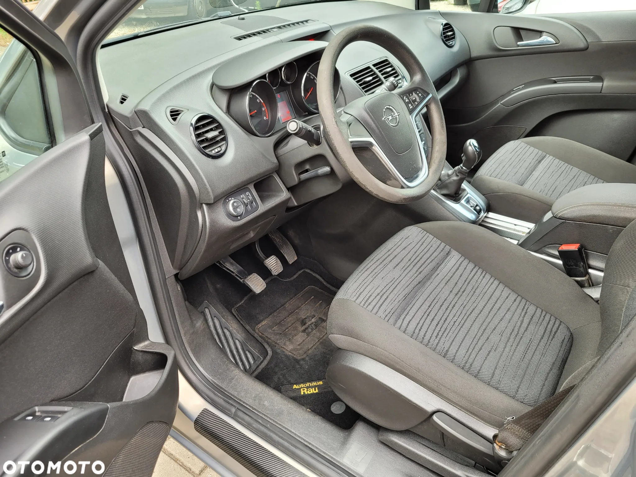 Opel Meriva 1.4 150 Jahre - 8