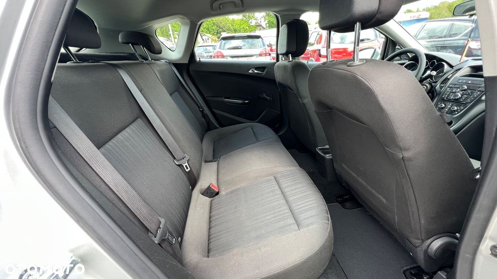 Opel Astra 1.4 Fun - 9