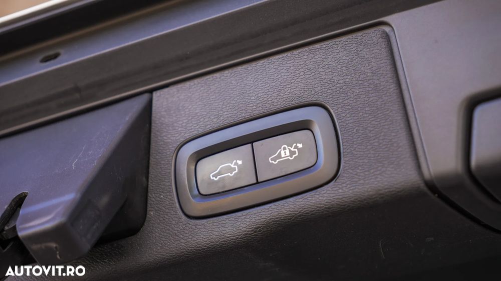 Volvo XC 60 D4 AWD Inscription - 27