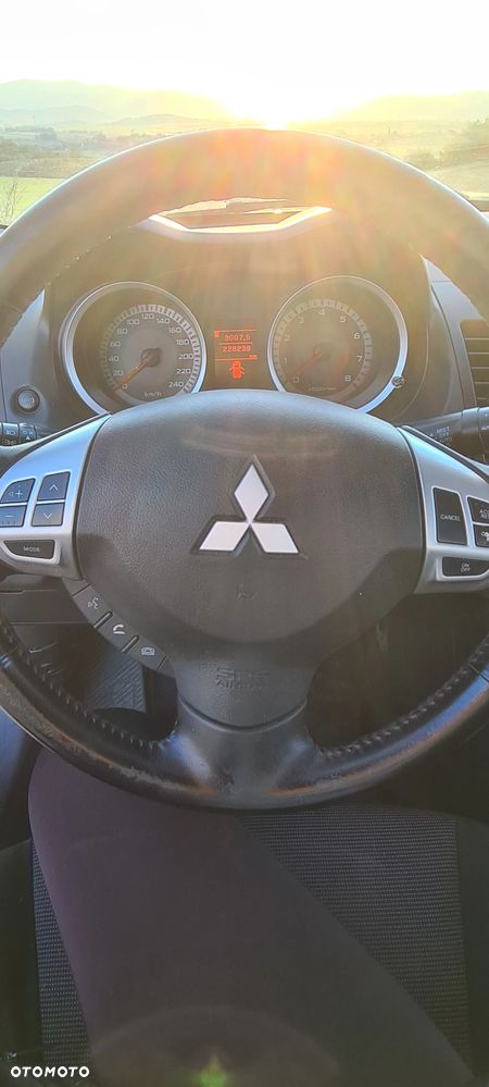 Mitsubishi Lancer 1.8 Instyle NAVI - 9