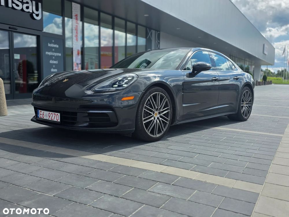Porsche Panamera 4 - 1