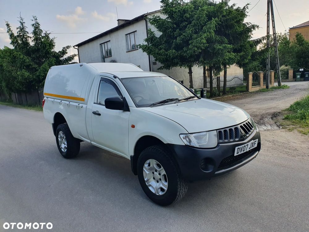 Mitsubishi L200