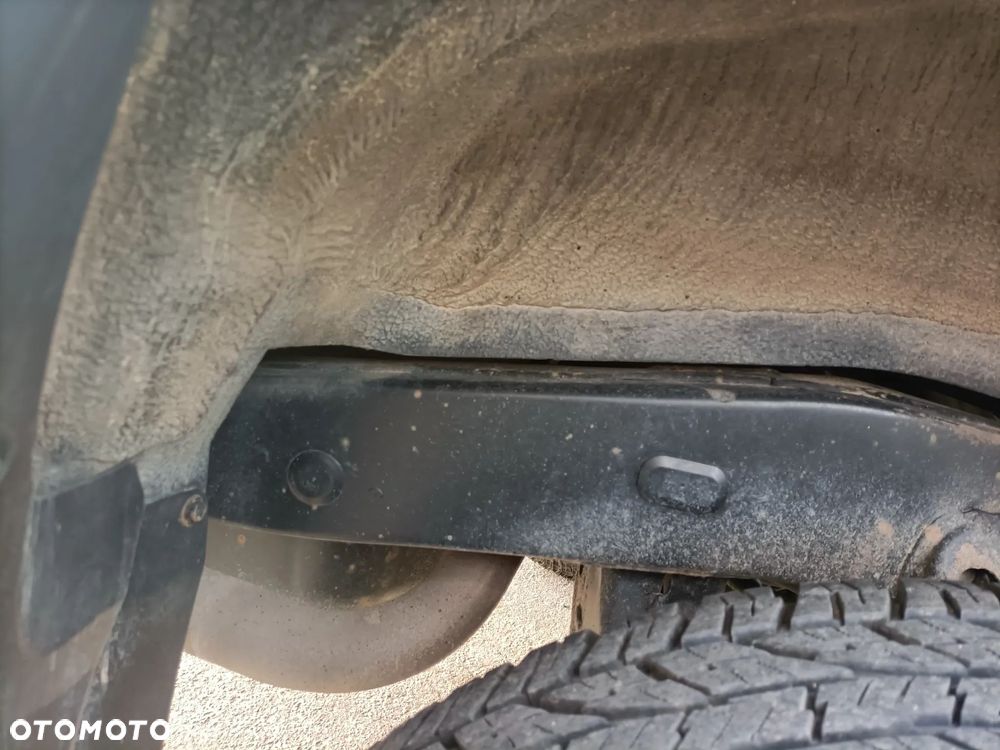 Toyota Land Cruiser 3.0 D-4D - 12