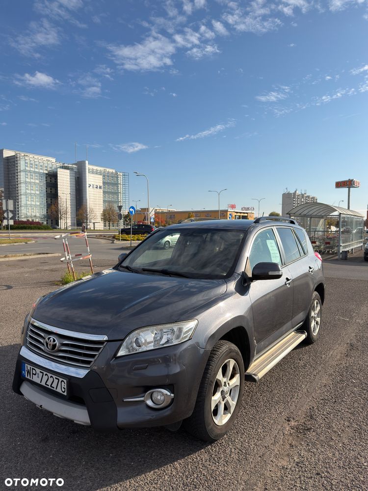 Toyota Rav4 2010 photo 2