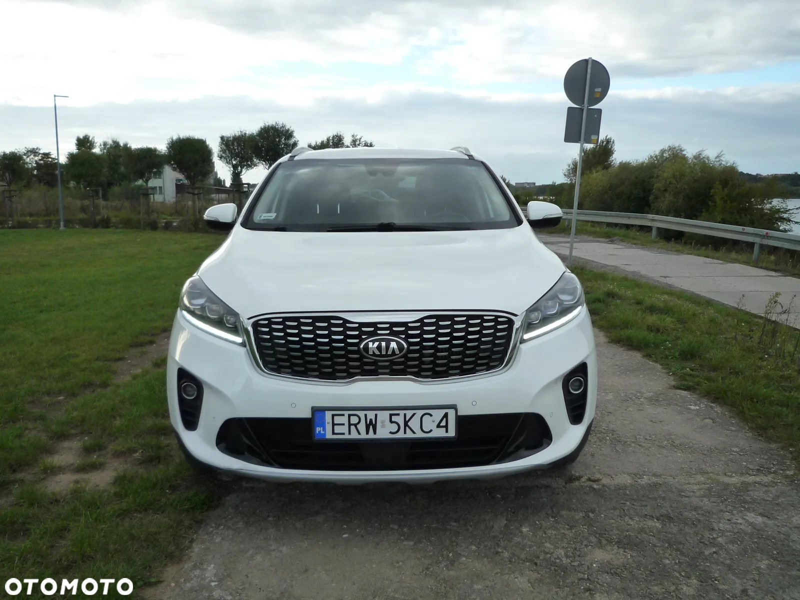 Kia Sorento 2.0 CRDI Business Line Plus - 2