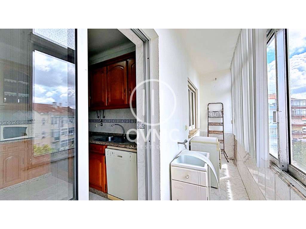 Apartamento T3 na Cruz de Pau - Junto ao Continente Bom dia - Grande imagem: 3/16