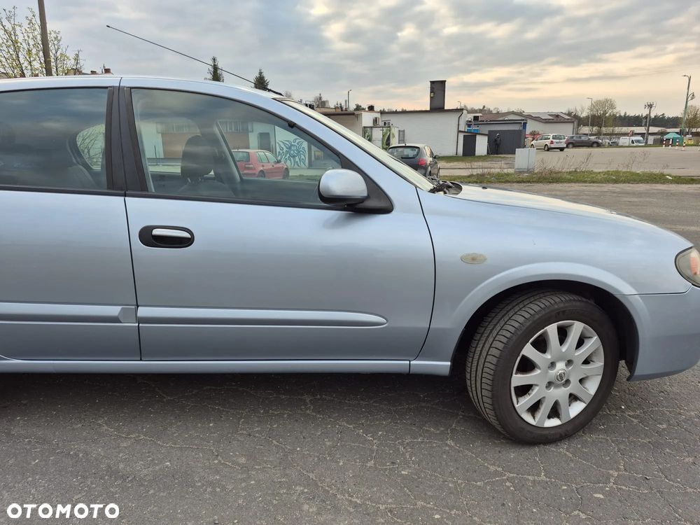 Nissan Almera 1.5 acenta PLUS - 4