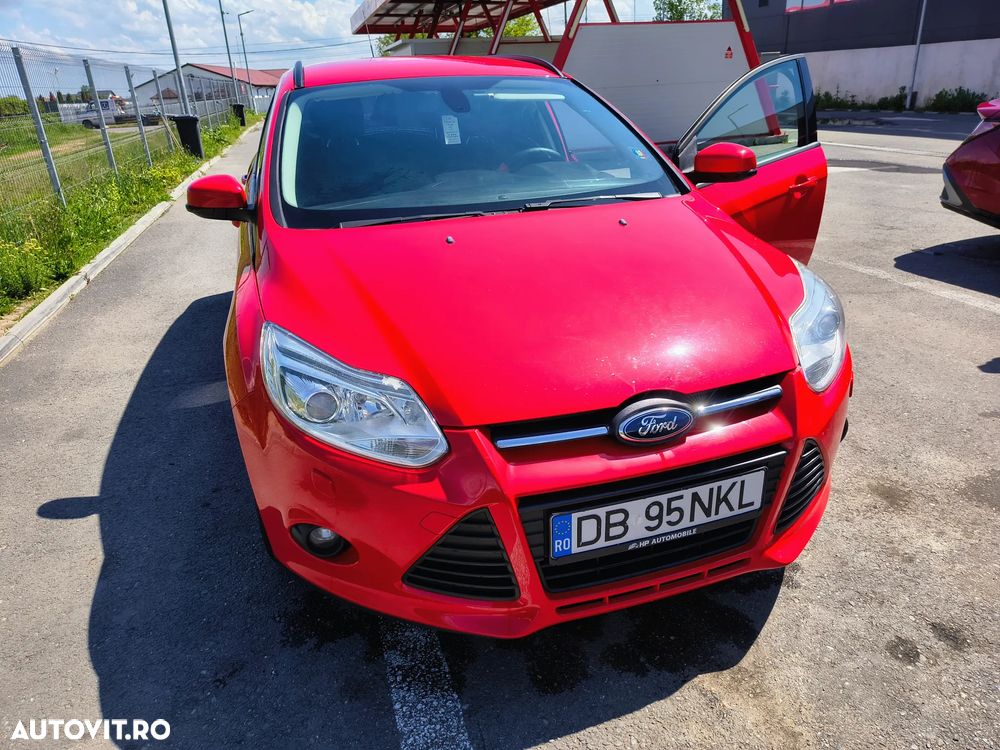 Ford Focus 1.6 TDCI ECOnetic 88g Start-Stopp-System Titanium - 9