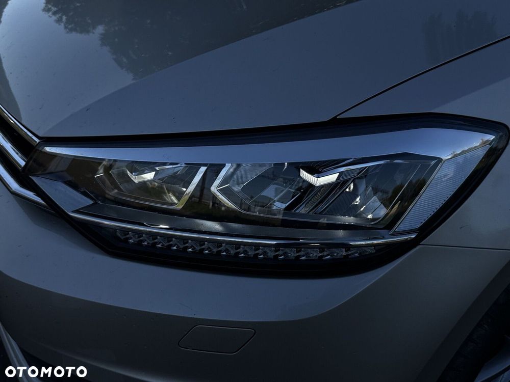 Volkswagen Touran 1.5 TSI EVO Highline - 38