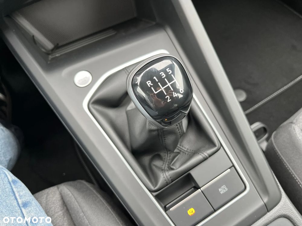 Volkswagen Golf - 38