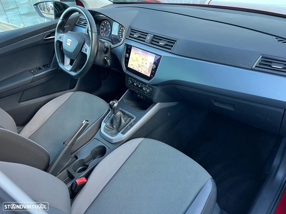 SEAT Arona 1.0 TGI FR - 12