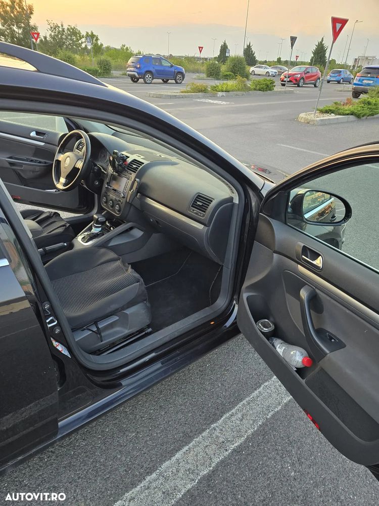 Volkswagen Golf 2.0 TDI DSG Trendline - 7