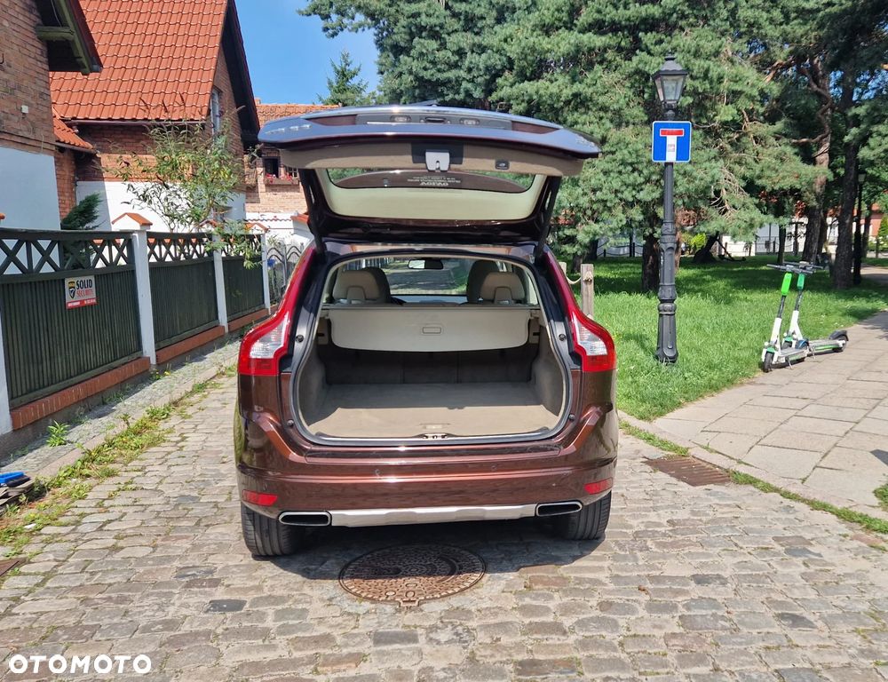 Volvo XC 60 2.4D AWD Summum - 5