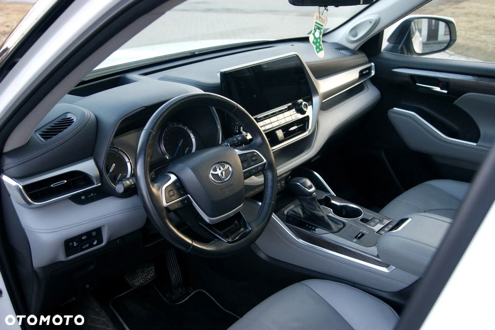 Toyota Highlander 2.5 Hybrid Executive Style - 29