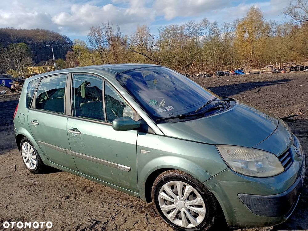 Renault Scenic 1.6 16V Privilege - 9