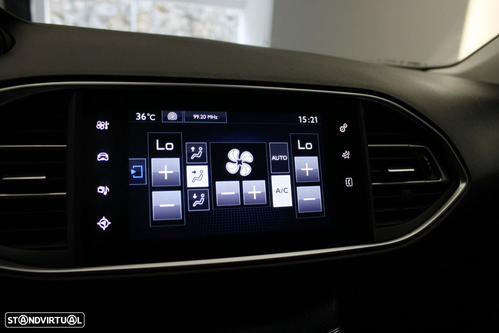 Peugeot 308 1.2 PureTech Business Line - 12