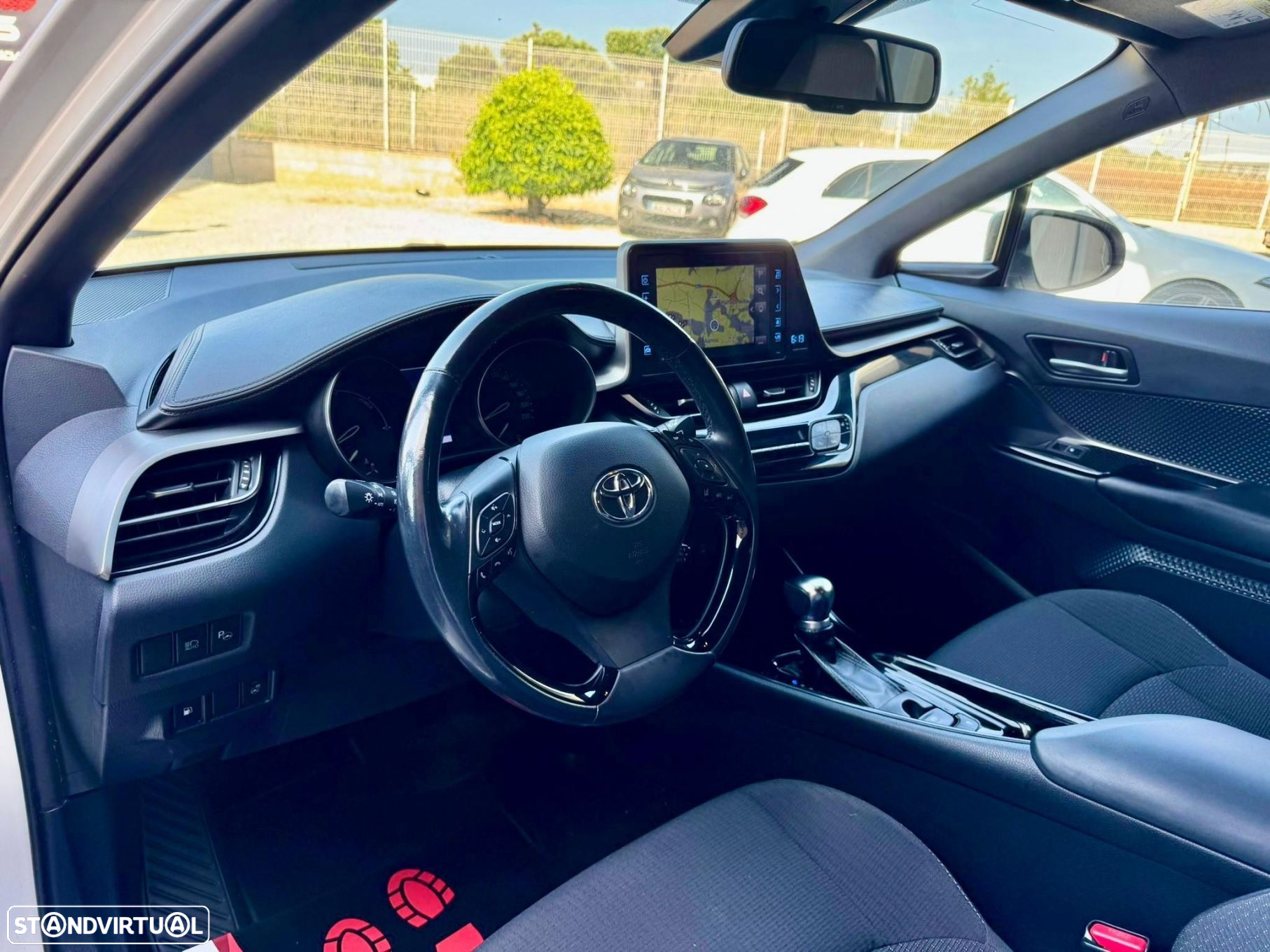 Toyota C-HR 1.8 Hybrid Exclusive - 10
