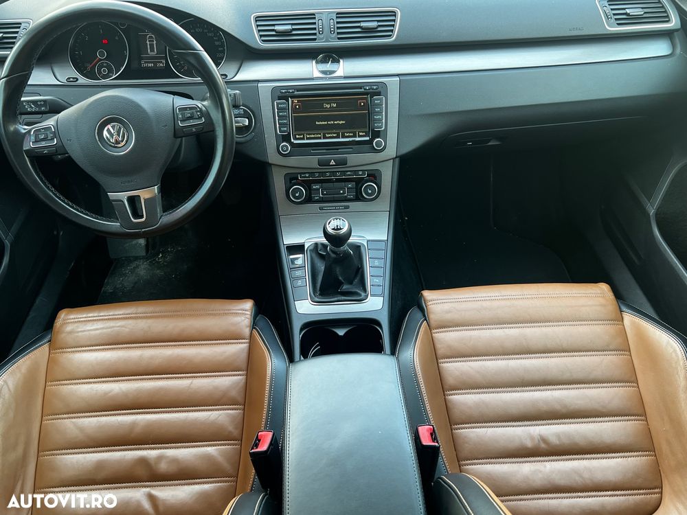 Volkswagen Passat - 28