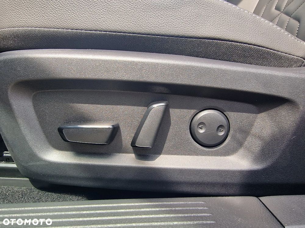 Nissan Qashqai 1.3 DIG-T mHEV Tekna Xtronic - 19