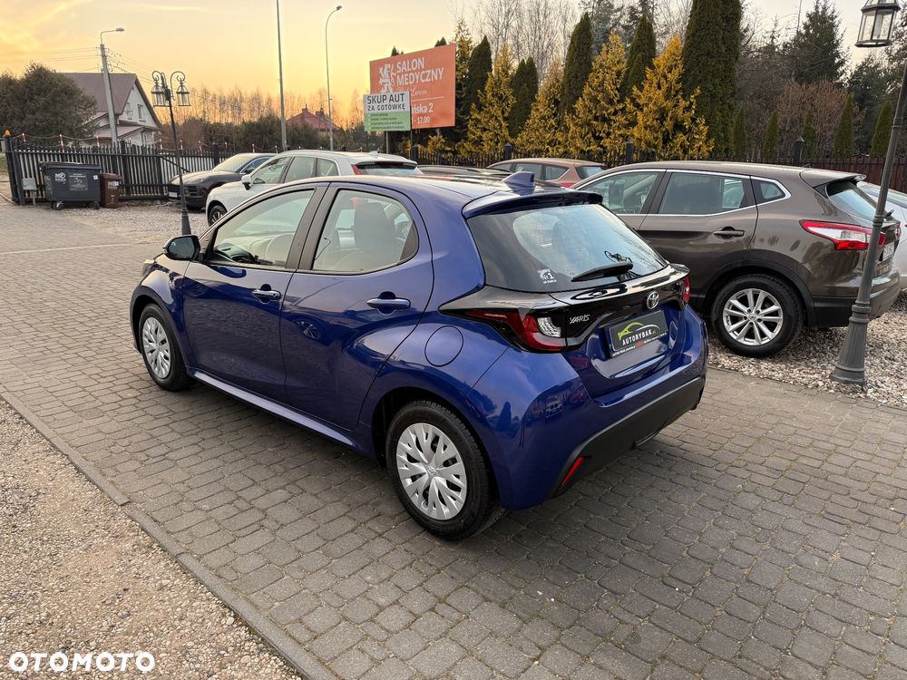 Toyota Yaris 1.5 Comfort - 4