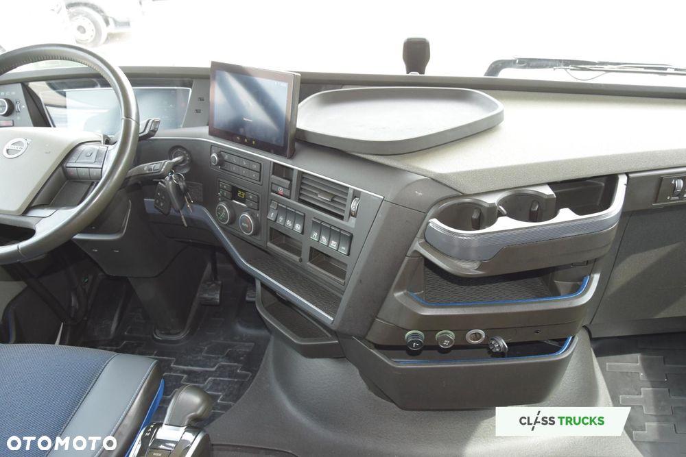 Volvo FH 460 Globetrotter XL i-Save - 12