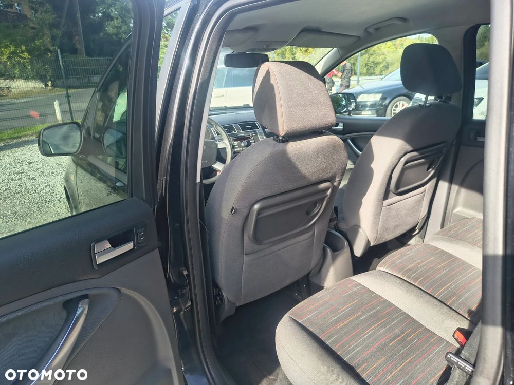 Ford C-MAX - 15