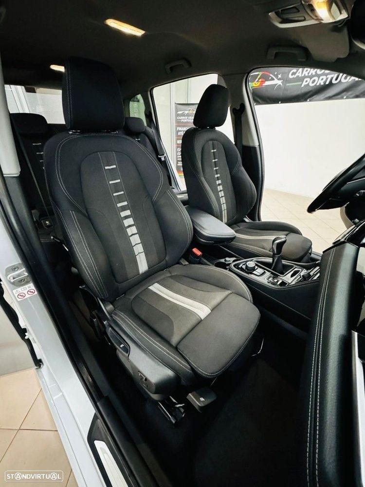 BMW 216 Gran Tourer d 7L Line Sport - 13