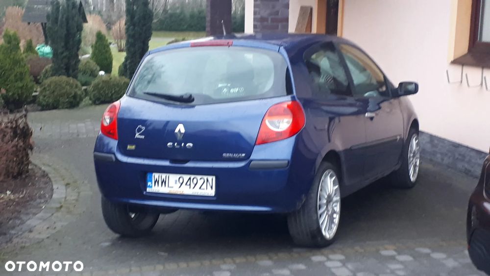 Renault Clio 1.2 16V Dynamique - 5
