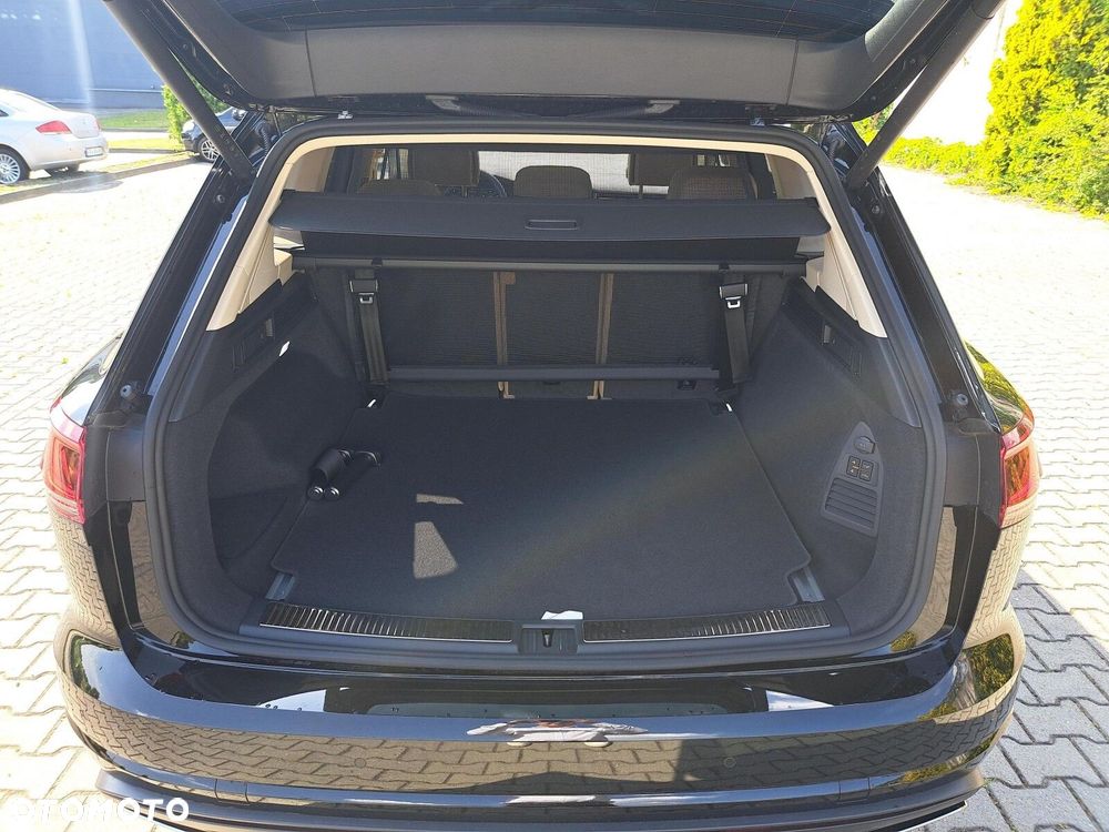 Volkswagen Touareg 3.0 V6 TDI 4Motion Elegance - 18