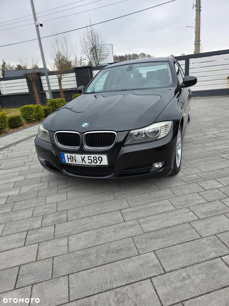 BMW Seria 3 318d DPF Edition Sport - 3