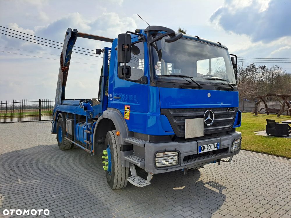 Mercedes-Benz AXOR 1833 - 3