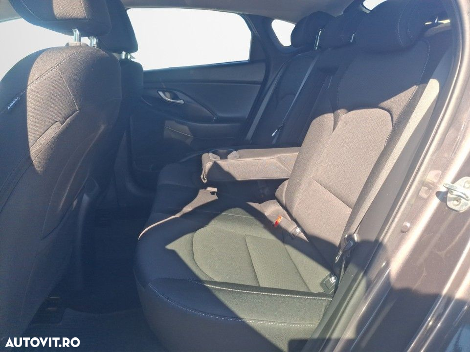 Hyundai i30 - 13