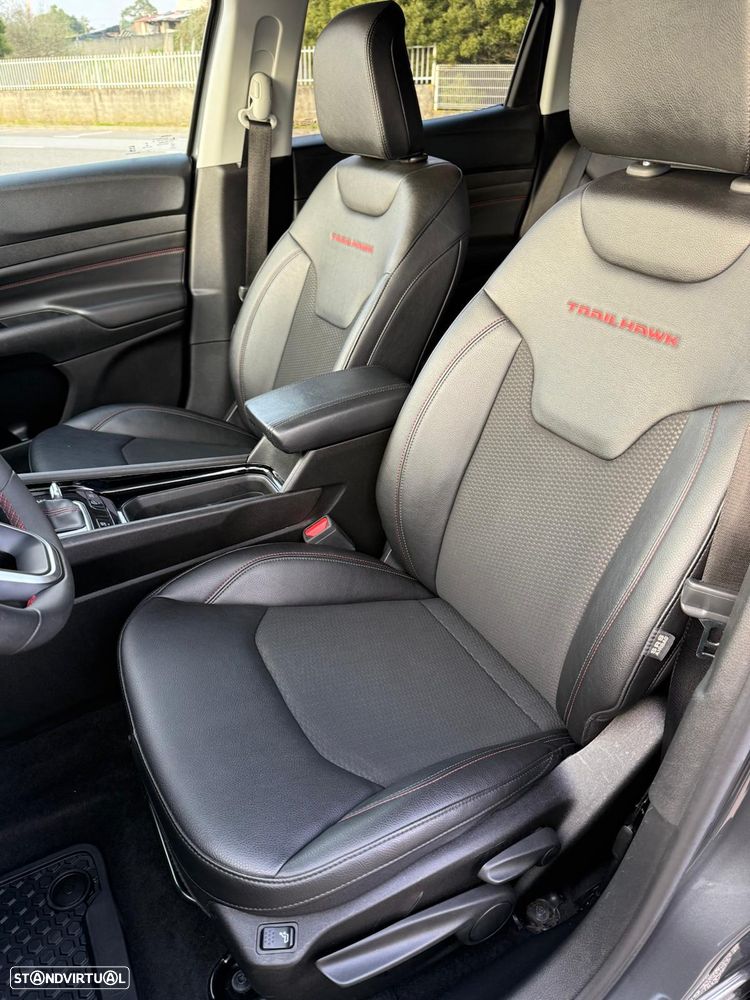 Jeep Compass 1.3 TG Trailhawk - 10