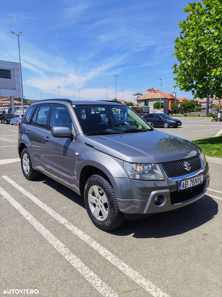 Suzuki Grand Vitara 1.9 DDIS JLX - 4