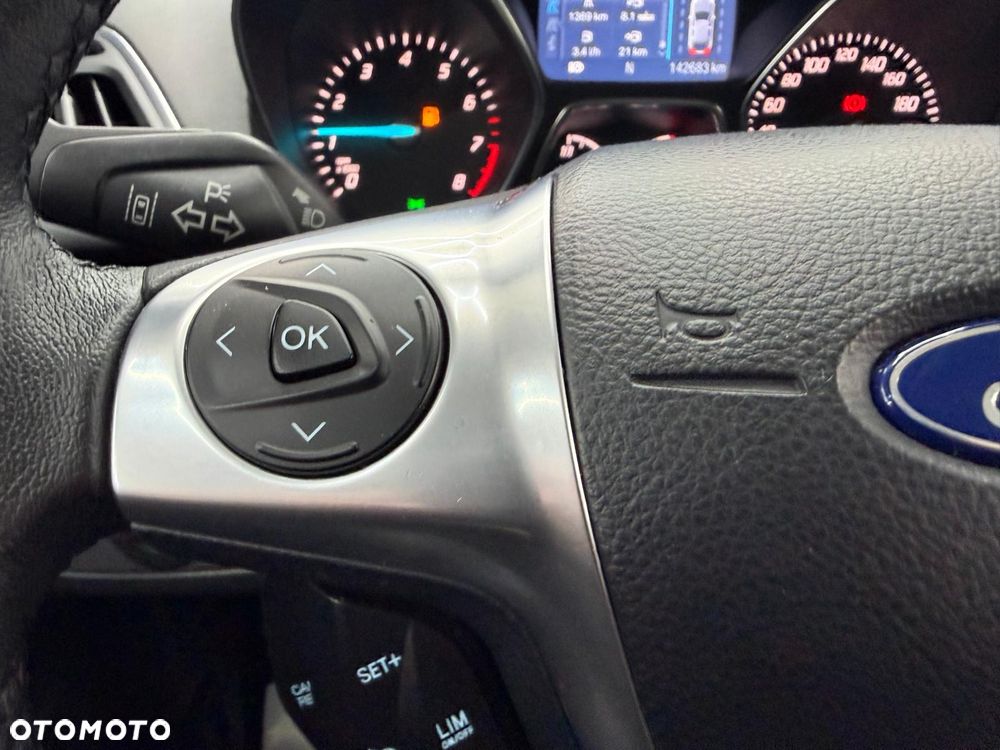 Ford Kuga 1.5 EcoBoost 2x4 Titanium - 15