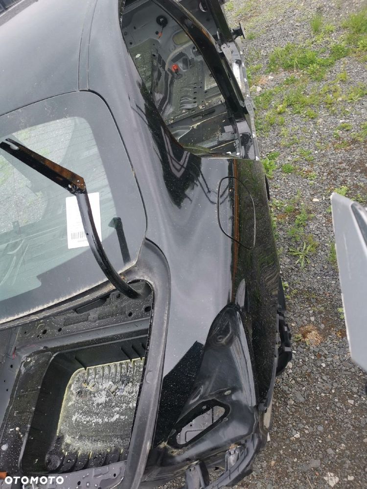 MERCEDES W205 C300 SEDAN CALA KAROSERIA CWIARTKA PRZOD BLOTNIK WANNA PAS - 8